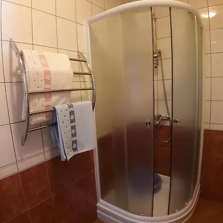 Nissa, Apartmán *